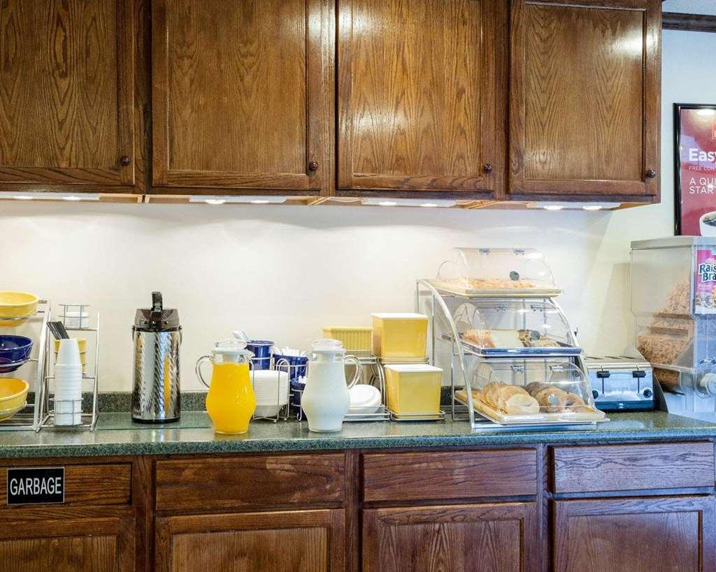 Econo Lodge Kosciusko Ресторан фото