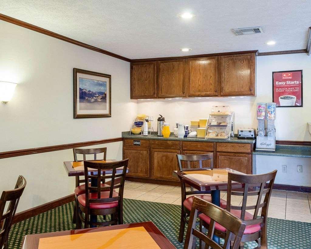 Econo Lodge Kosciusko Ресторан фото